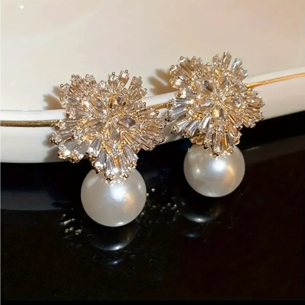 Flower Round Pearl Stud Earrings